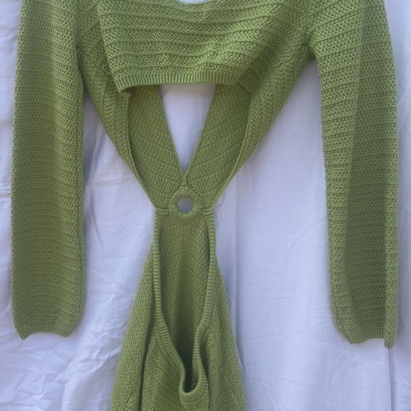Brand: Forever 21 Color:Green Size:M Women’s knitted
 beach coverup - Picture 2 of 4